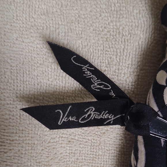 Vera Bradley Black and Ivory Crossbody Bag 12in X 13in - Picture 3 of 3